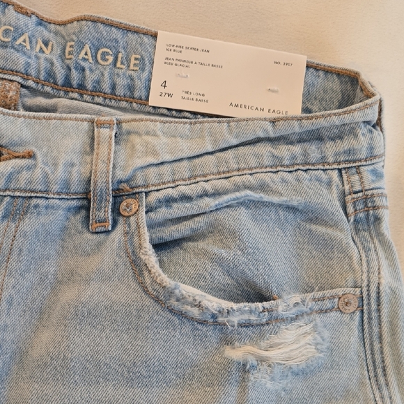 NWT American Eagle Outfitters Light Blue Skater Jeans - Picture 3 of 13